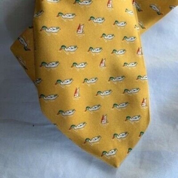 Brooks Brothers 346 Mens Tie Yellow Ducks - Picture 3 of 4